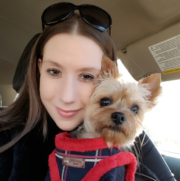 Meet your Posher, Shannon - Picture 1 of 4